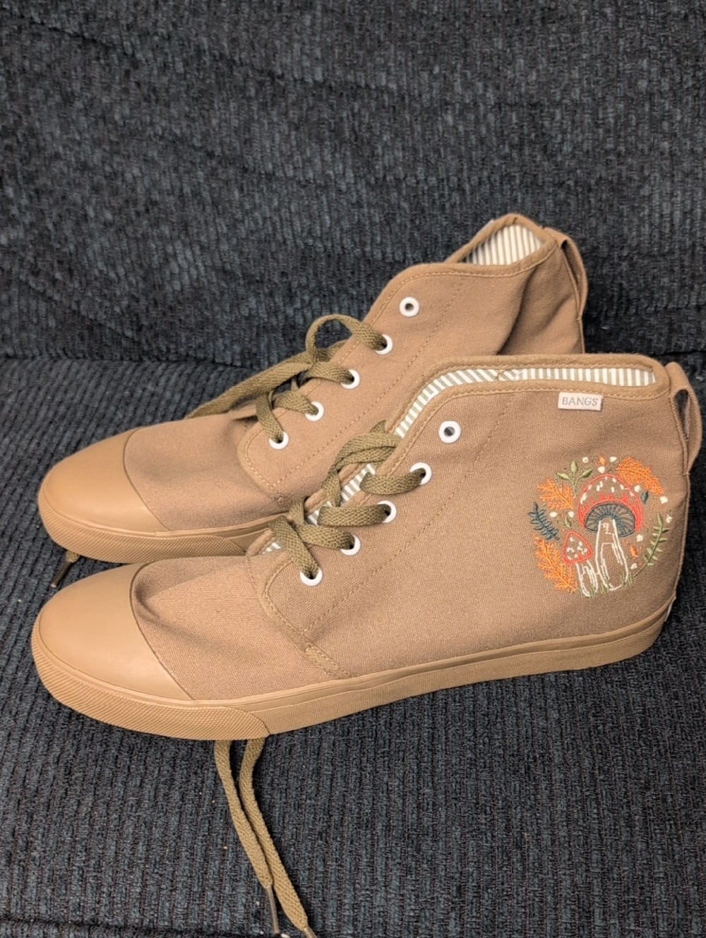 Bangs Mushroom Meadow High Top Size 13.5